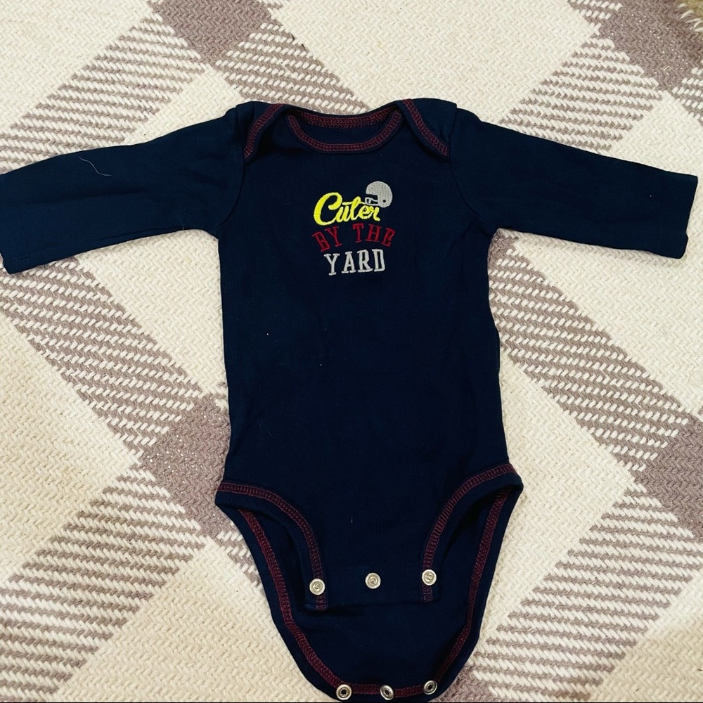 💙 3/$7 BUNDLE 💙 Onesie 3 month